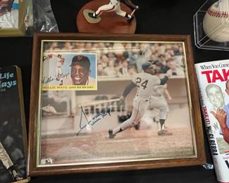 Willie Mays Autographed Photograph with Baseball Card