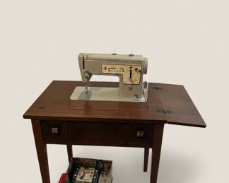 Singer "Style" 503 Sewing Machine in Cabinet