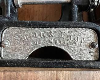 Smith & Egge "Little Comfort" Automatic Sewing Machine