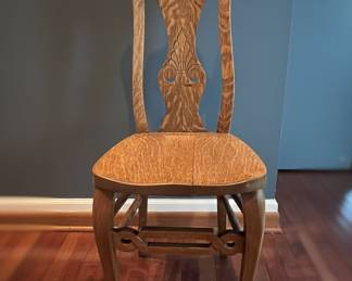 Tiger Oak Northwind Style Side Chair