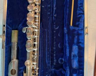 Artley 18-0 Flute in Case