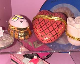 Assorted Decor