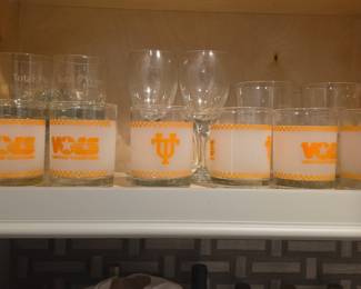 Tennessee Volunteers Frosted Glassware Set