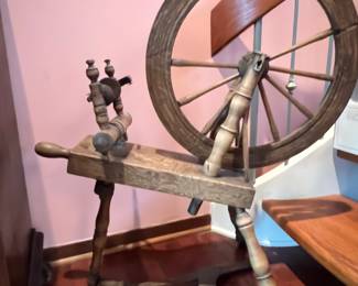 Wooden Saxony Style Spinning Wheel