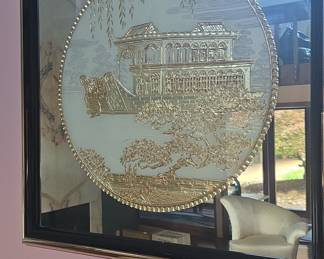 Chinoiserie Gilded Carving and Eglomise Wall Mirror