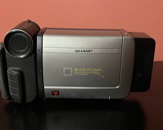 Sharp Viewcam VL-E30