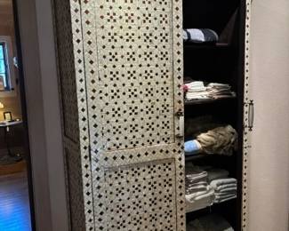  Wardrobe