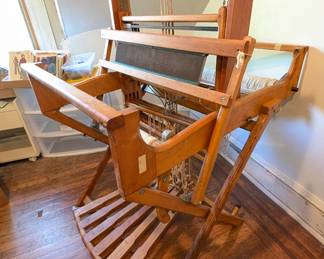 Handmade loom c. 1970s  - Fully functional
