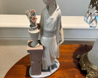 Lladro "Lady Grand Casino"