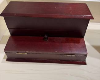 Desk organizer or men’s valet Bombay