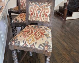 3 bar stools