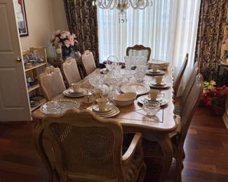 Davis Cabinet Co. French Country Dining Room Table - seats 8, 2 extra leaves