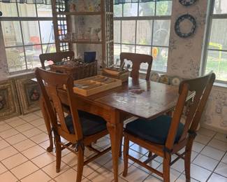 Breakfast Nook Area with Bamboo Glass Etagere