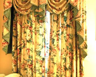 drapes 4 pair