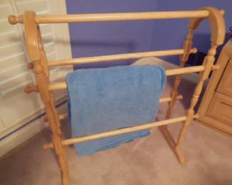 blanket rack