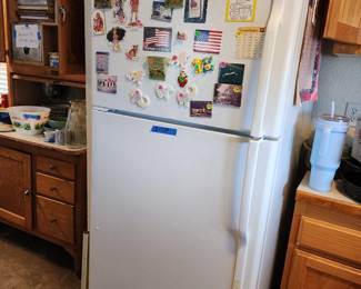 Refrigerator 