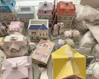Lenox Village accessories 