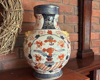 Pottery/Decor