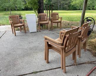 Outdoor Plastic Chairs
