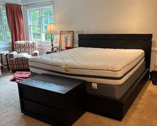 King Size Platform Bed