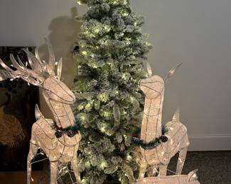 lighted Christmas tree and set of 3 deer