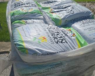 Back to Earth Composted Cotton Burrs pallet