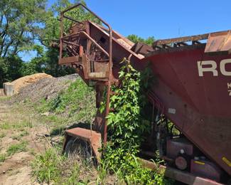 Royer soil shredder