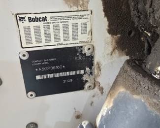 Bobcat S300 skid steer loader