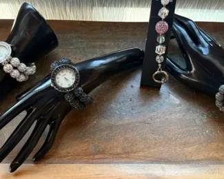 https://ctbids.com/estate-sale/44386