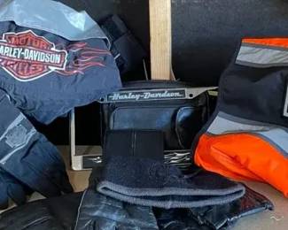https://ctbids.com/estate-sale/44386