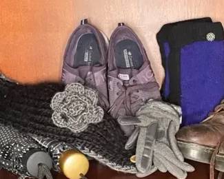 https://ctbids.com/estate-sale/44386
