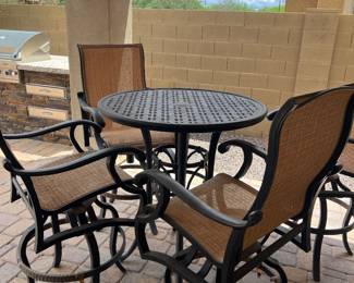 PATIO SEATING