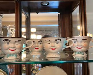 VINTAGE BAILEYS IRISH CREAM 2 SETS