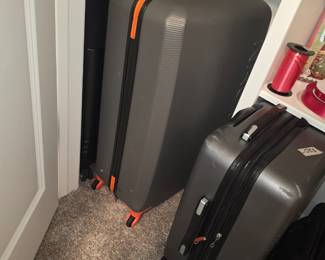 Suitcases 