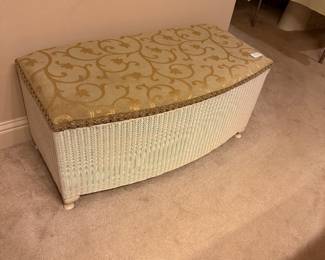 Lloyd Lane Blanket Box