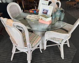 this is GREAT ! Rattan, marble and glass kitchen table 