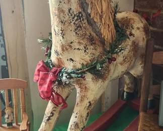 Vintage papier machè horse