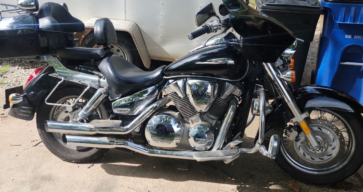 2004 Honda  VTX1300. 23244 miles