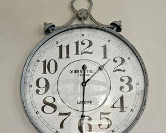 Large wall clock
