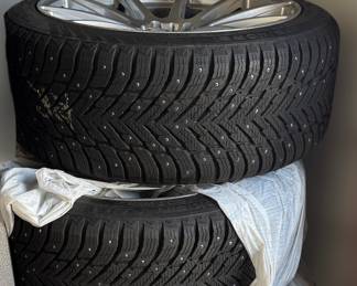 Nokian Tyres 275/40R21