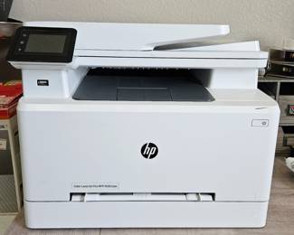 HP color laser jet printer - in good working condition