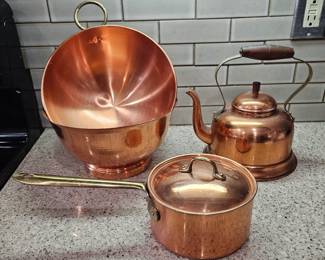 Copper kitchenware 