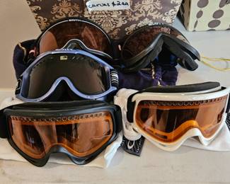 Smith, Scott & Oakley ski goggles