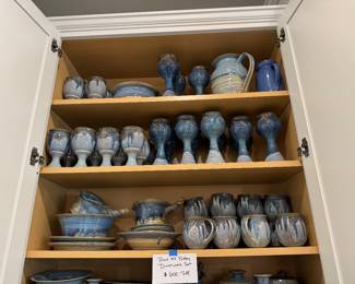 Black Mountain pottery collection sold as a lot