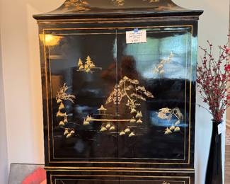 Oriental lacquer entertainment center
