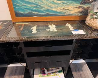 Orientla lacquer bar -open