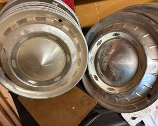 hubcaps 