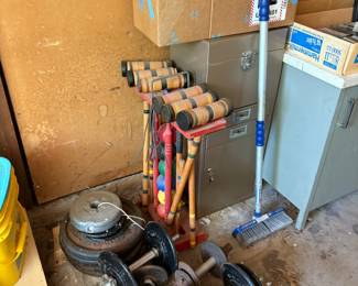 weights, croquet set