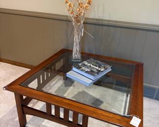 Ethan Allen American Impressions Coffee Table with Glass Top