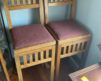 Pair of swivel seat barstools 30”